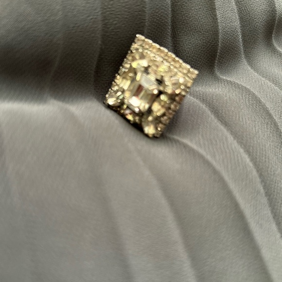 Vintage Prong Set Clear Rhinestone Cocktail Ring Juliana? Adjustable - Picture 4 of 11